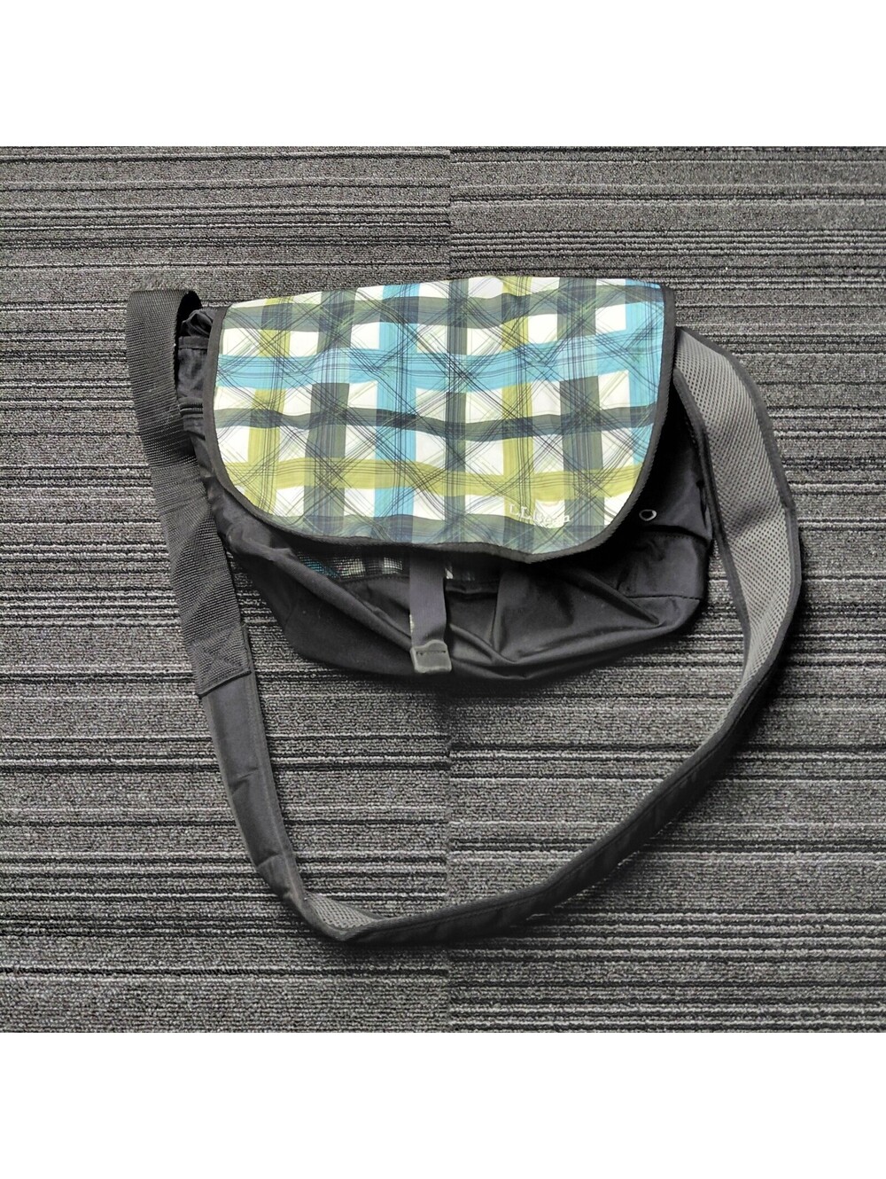 L.L.Bean Plaid Messenger Bag Shoulder Crossbody Travel School Laptop Bag